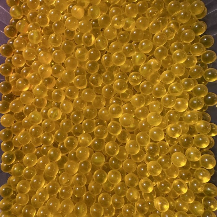 Citrine 6mm : petites billes en verre jaune translucide