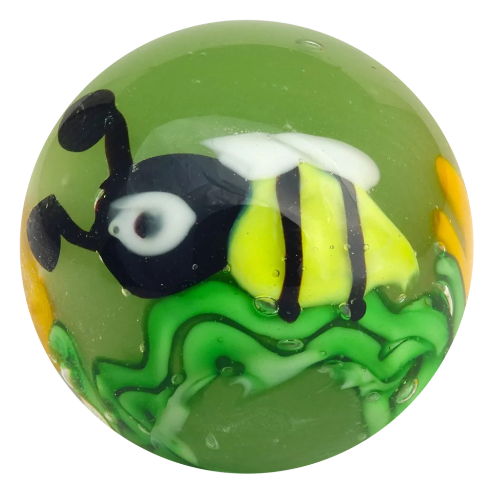 Abeille 16mm